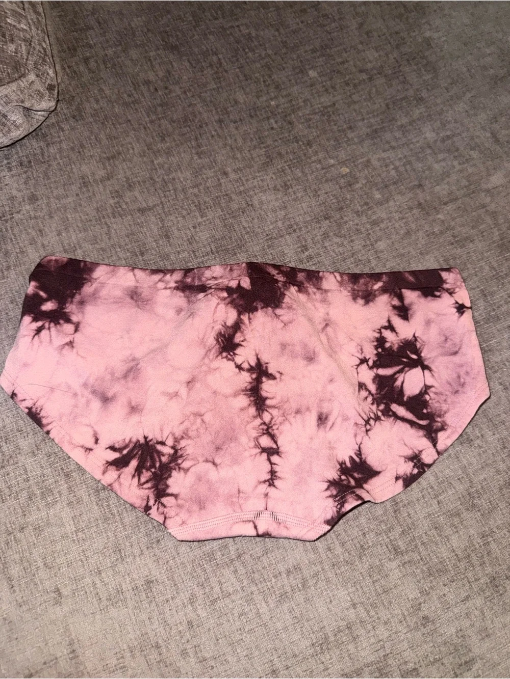 PINK Tie-Dye Seamless Hipster in Pink